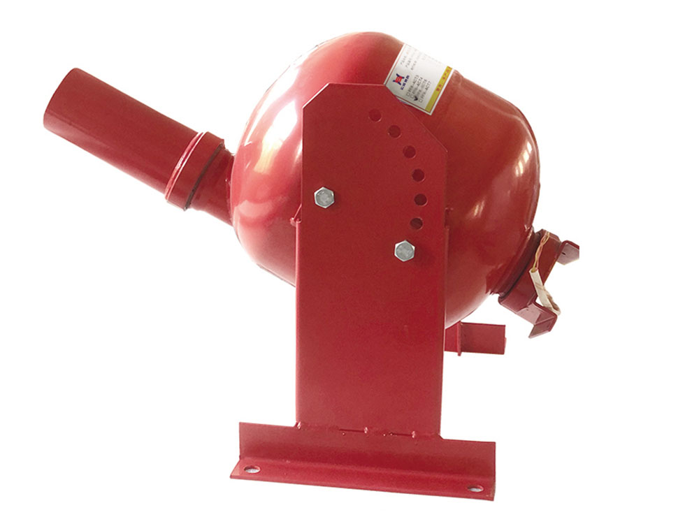 壁挂式干粉灭火装置（非贮压)