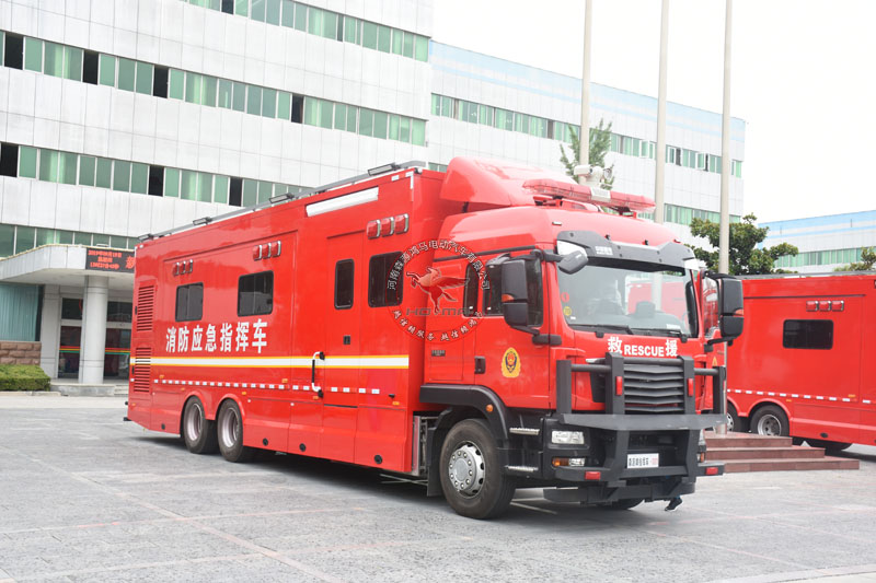 12米汕德卡消防应急指挥车